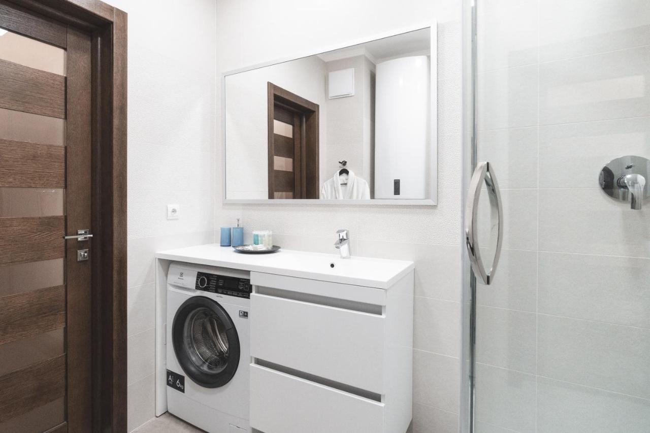 In The Sky Apartment كييف المظهر الخارجي الصورة