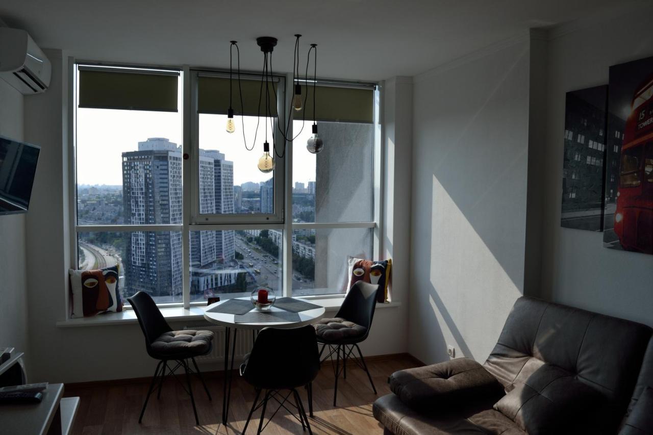 In The Sky Apartment كييف المظهر الخارجي الصورة