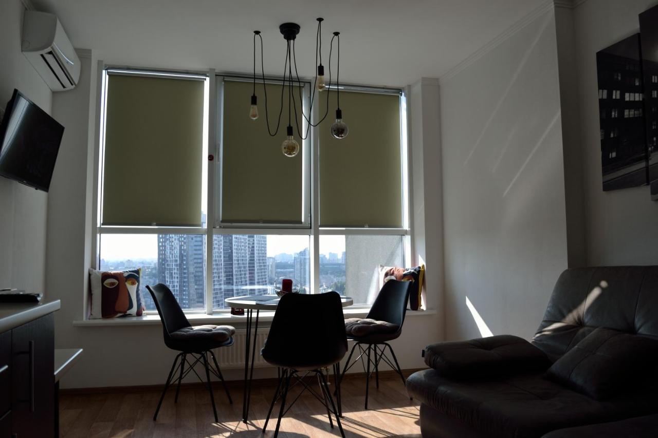 In The Sky Apartment كييف المظهر الخارجي الصورة